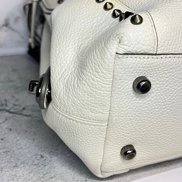 Coach Edie 31 Shoulder Bag – Chalk Pebbled Leather Silver & Gold Rivets /Dustbag - Picture 8 of 16